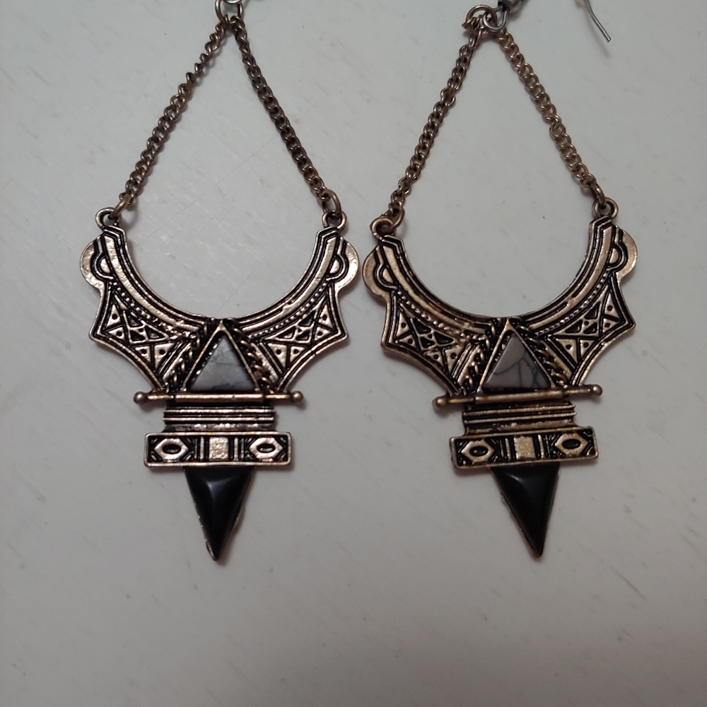 Stone earings
